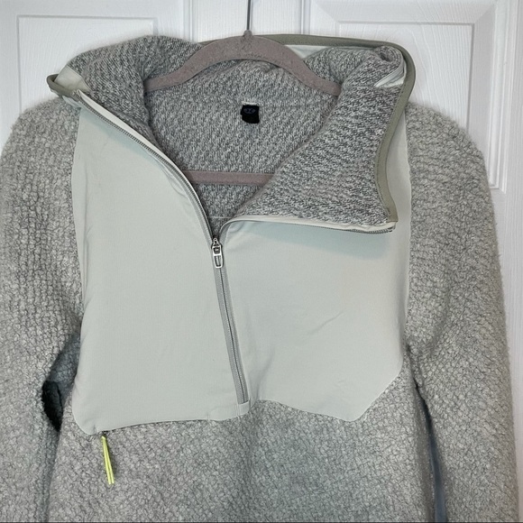 LULULEMON Rare Grey Cozy 3/4 Zip Up Hoodie Pullover Sweater Jacket XS men’s - Picture 2 of 9
